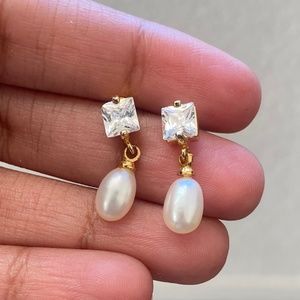 Gold plated pearl earrings